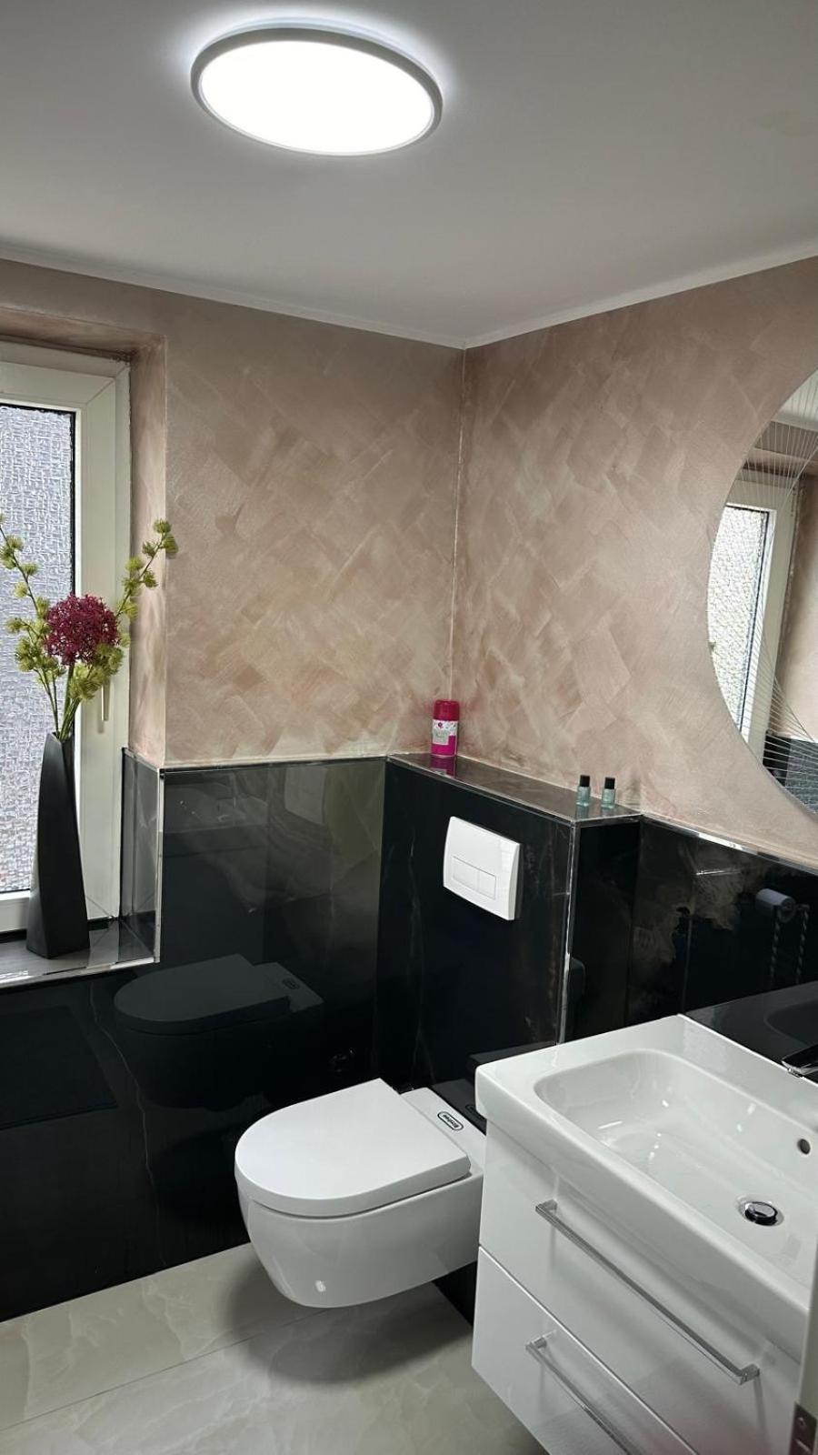 Ferienwohnung Spa Delluxe 에센 외부 사진