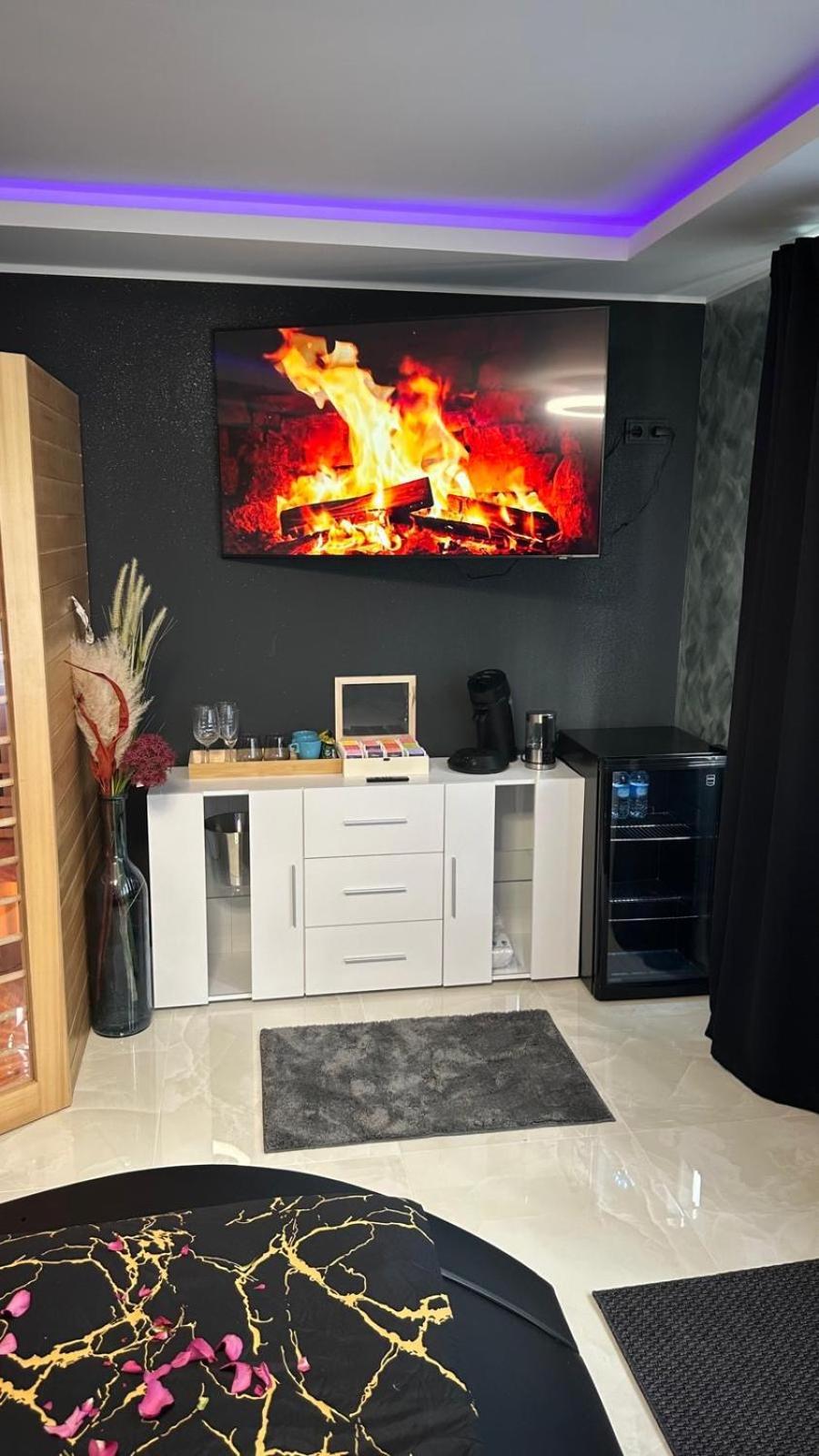 Ferienwohnung Spa Delluxe 에센 외부 사진